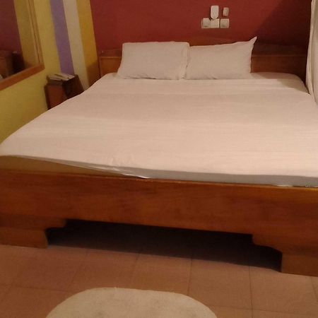 Chambre Classique Котону Экстерьер фото