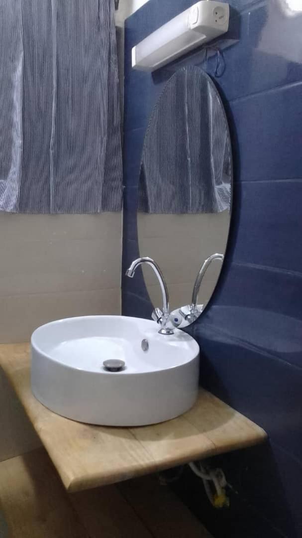 Chambre Classique Котону Экстерьер фото